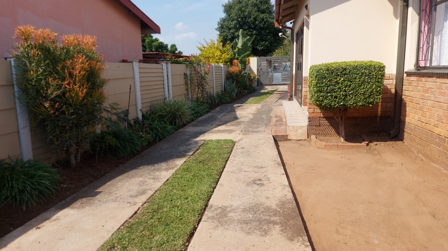 3 Bedroom Property for Sale in Oos Einde North West